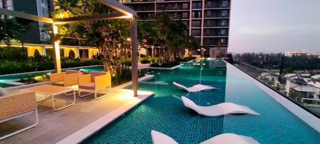 Wallaway2stay Gravit8 2room
