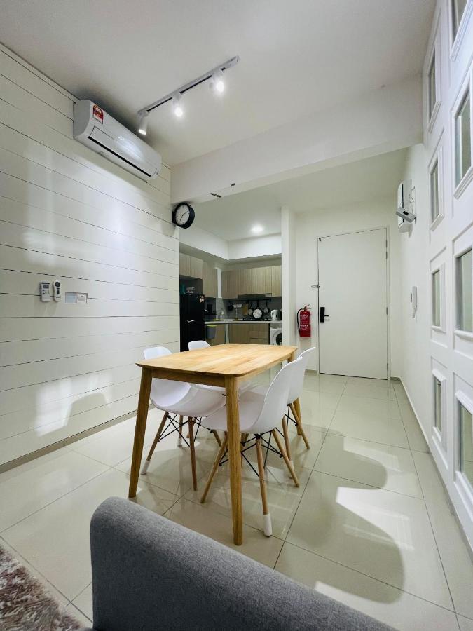 Wallaway2stay Gravit8 2room *